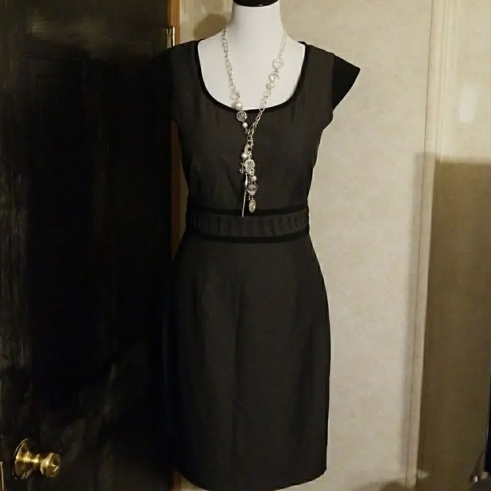 Max & Cleo Charcoal Cap Sleeve Dress